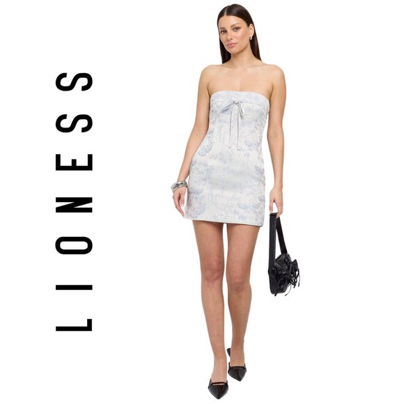 EUC Lioness Blue and White Strapless Mini Dress Size Medium - Picture 12 of 16